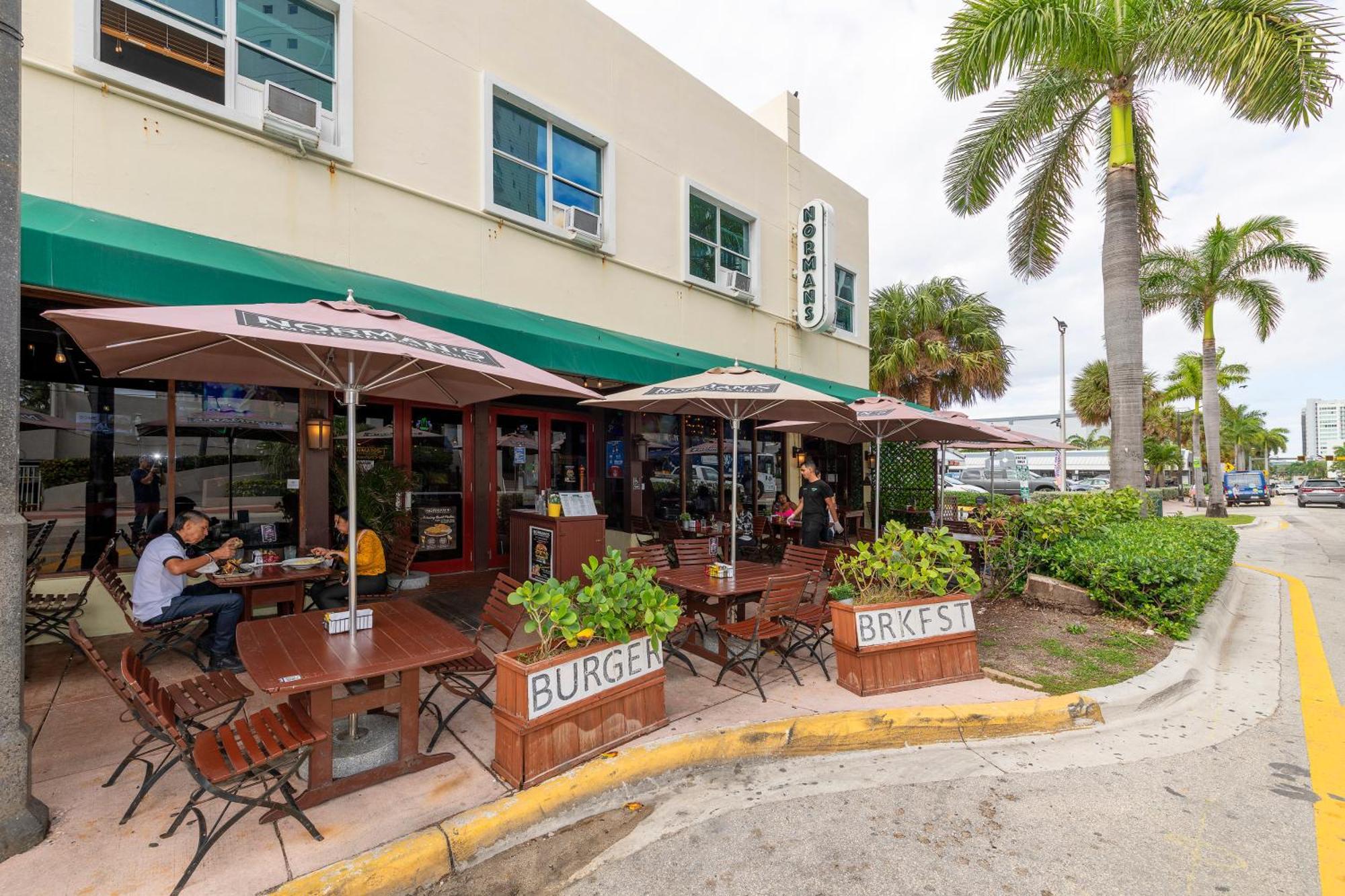 6768 Collins Miami Stays Miami Beach Bagian luar foto